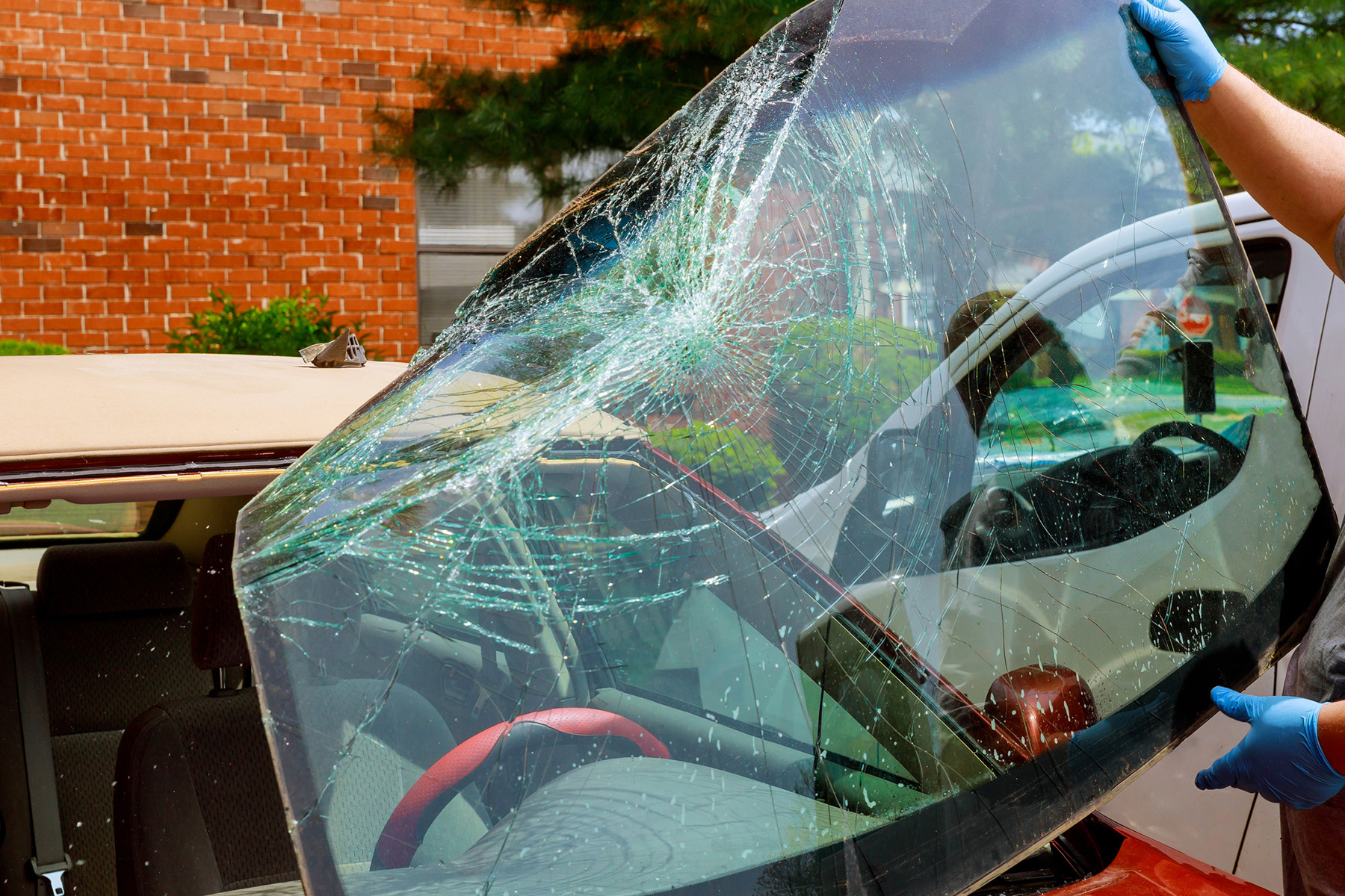 auto glass & windshield repair Sacramento